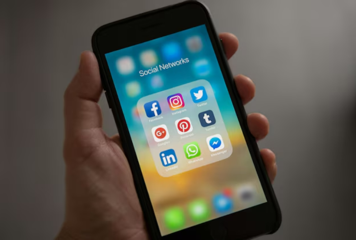 Social media shapes movie choices